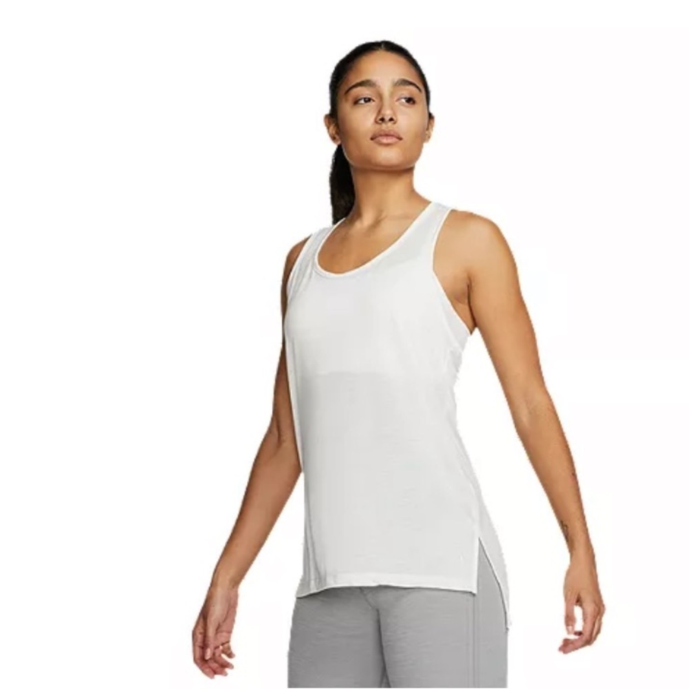 New Nike Yoga Tank Small